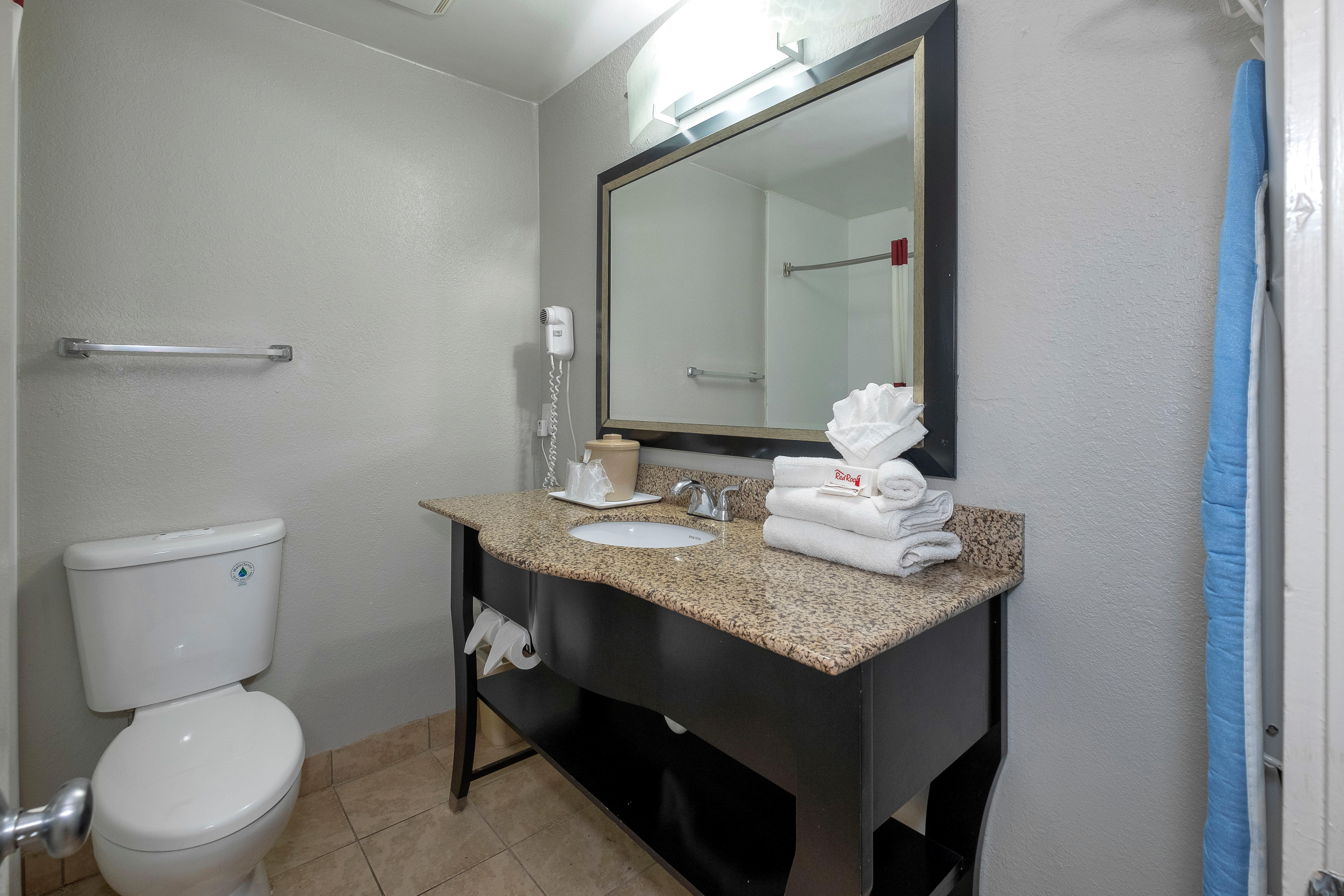 Red Roof North-crabtree Mall-lenovo Center Motel 2*