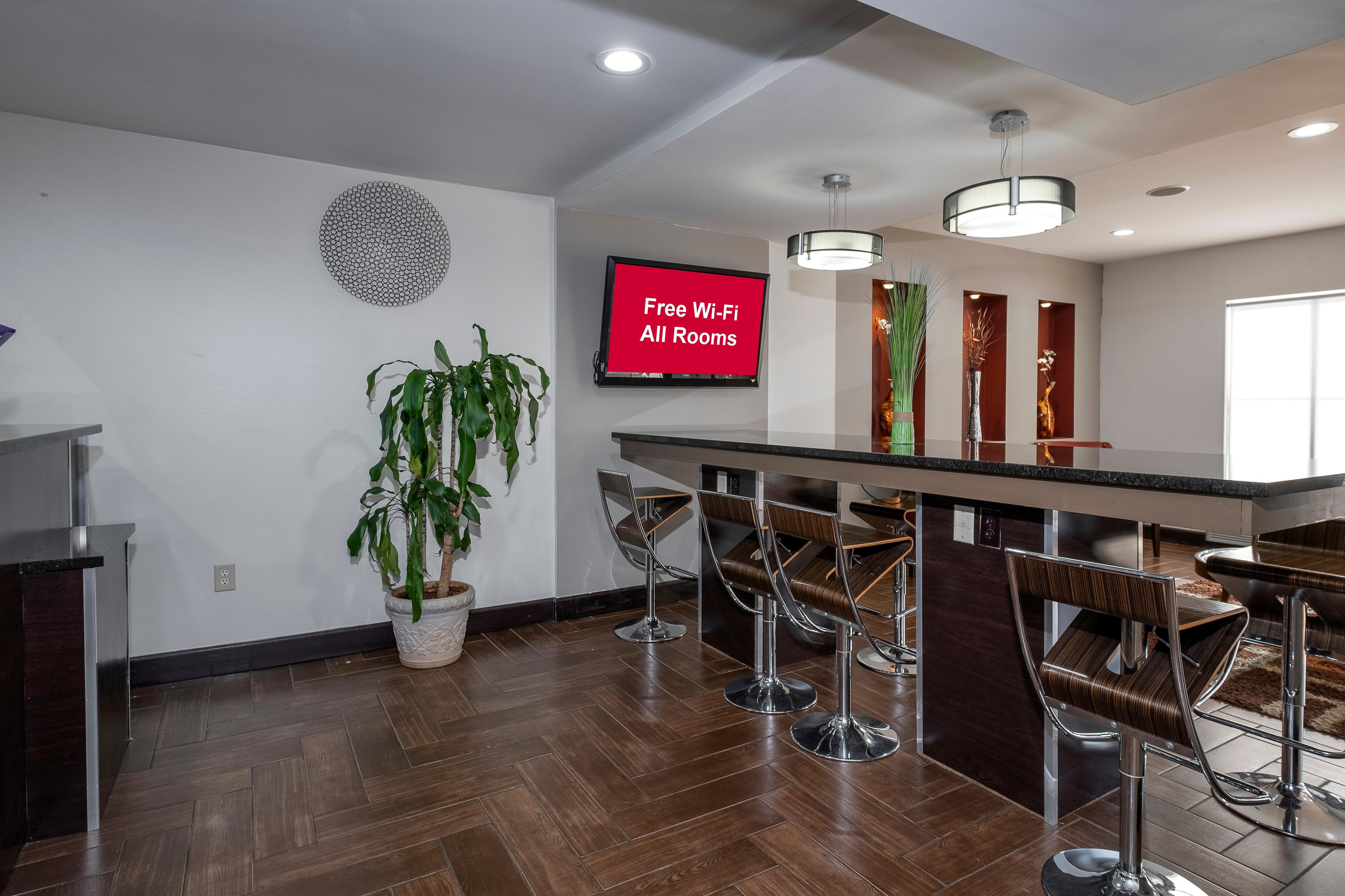 Motel Red Roof North-crabtree Mall-lenovo Center 2*